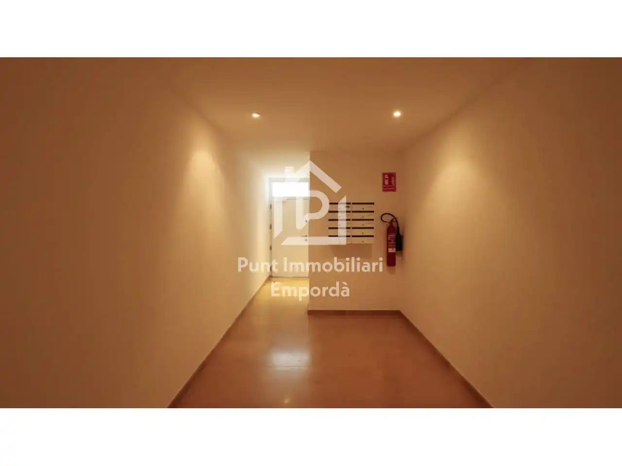Flat for sale in Llançà  with Air Conditioner, Heating and Terrace