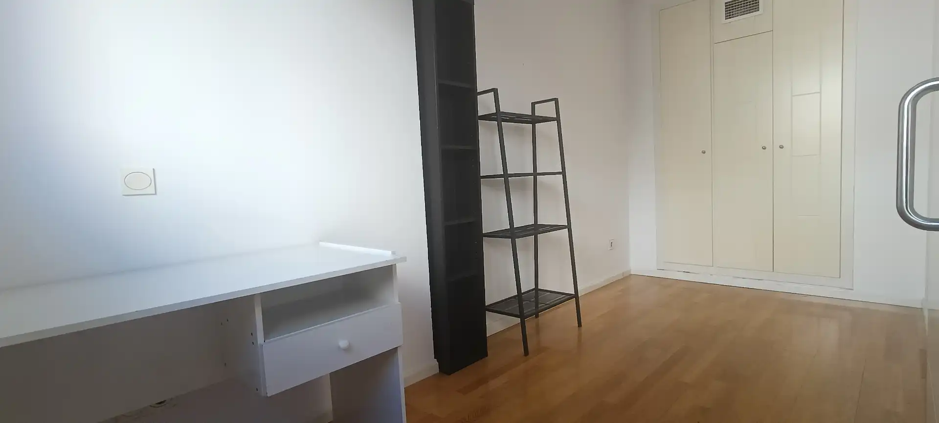Bedroom of Flat for sale in Alcobendas  with Air Conditioner and Heating