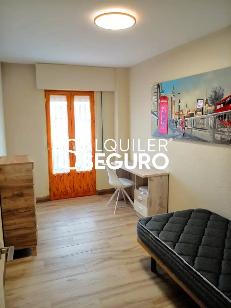 Schlafzimmer von Wohnung zur Miete in Fuensaldaña mit Heizung und Möbliert