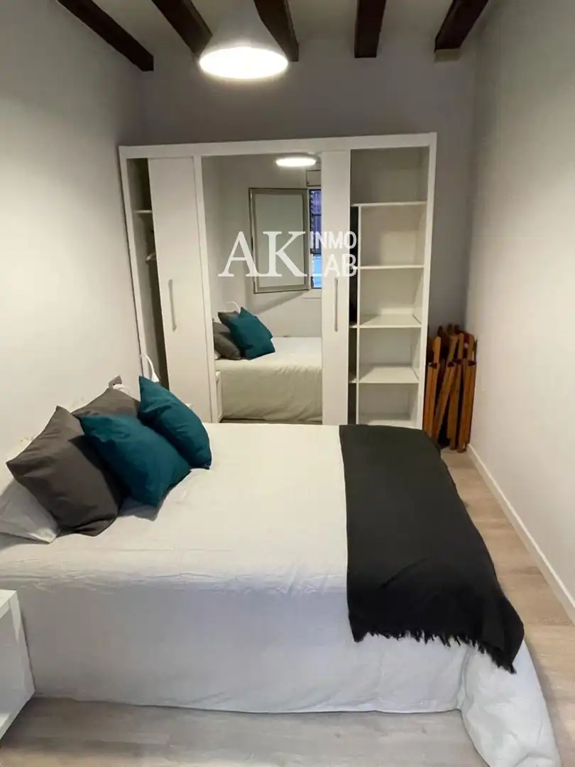 Schlafzimmer von Wohnungen zur Miete in Barcelona mit Klimaanlage