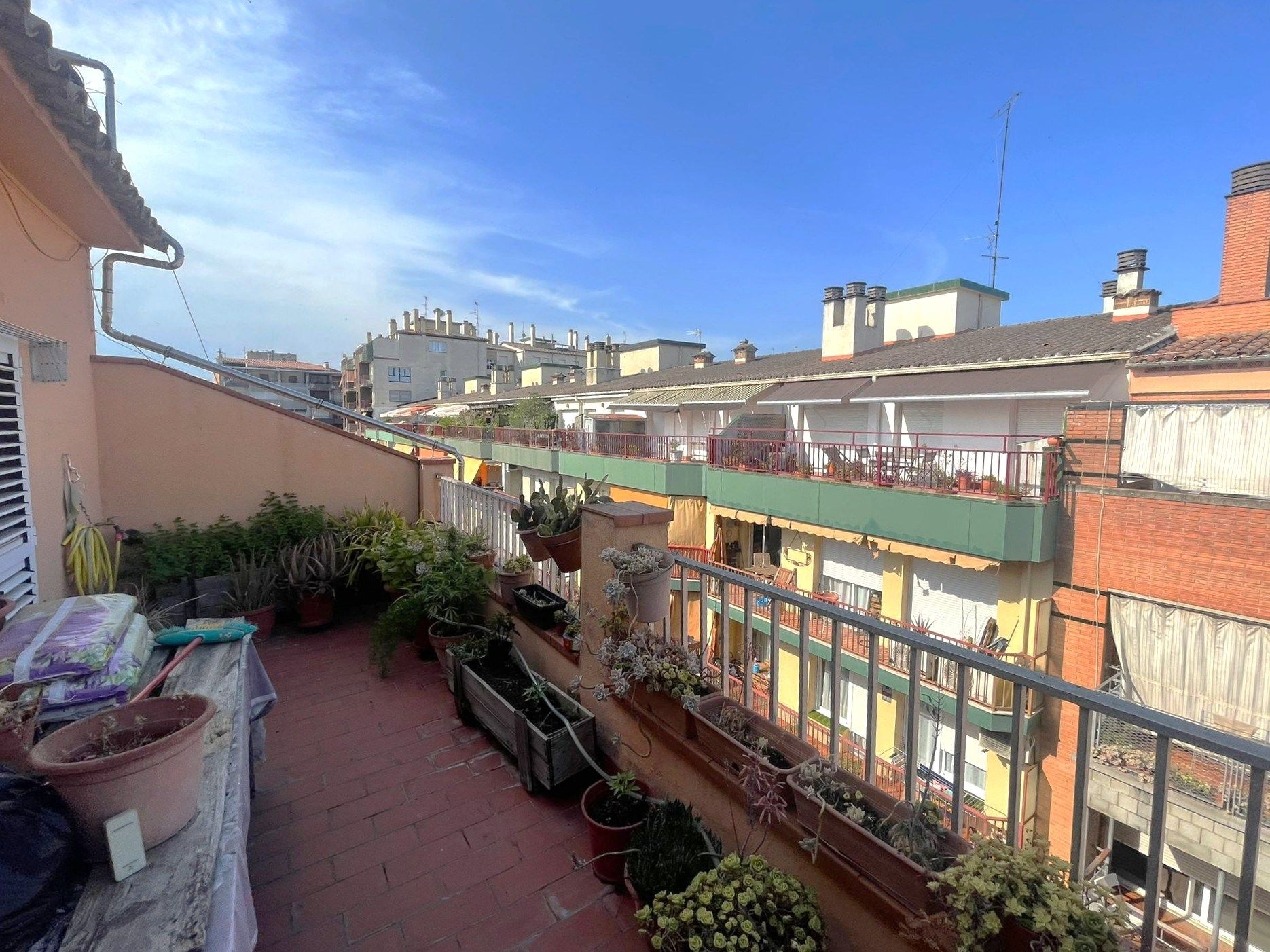 Piso en venta en D"IBÈRIA, Sant Narcís