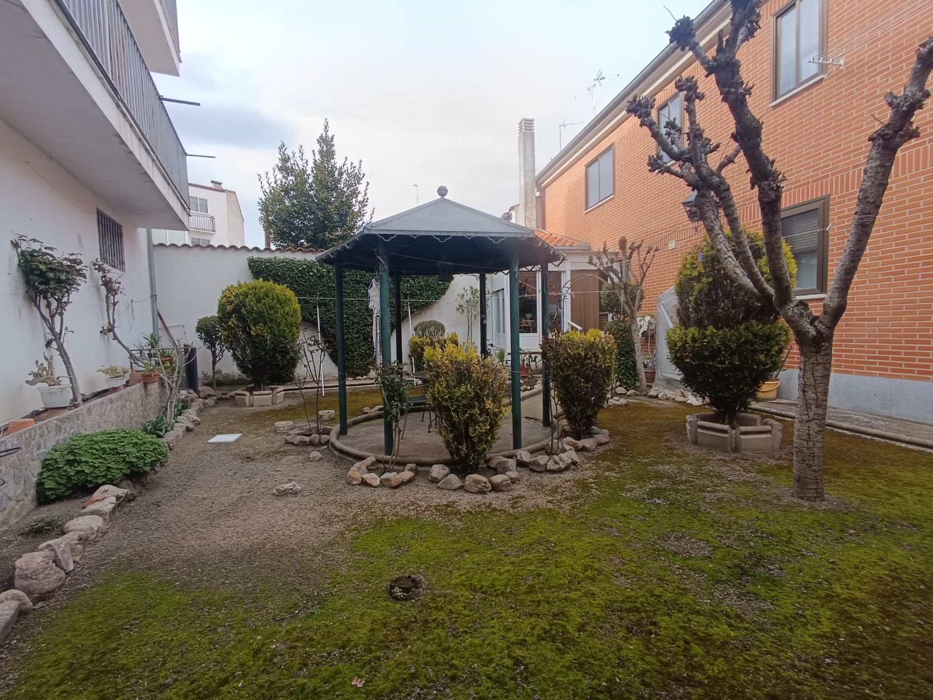 Jardín de Casa o chalet en venta en Peñaranda de Bracamonte con Calefacción y Trastero