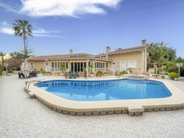 Casa con balcone in vendita a Orihuela Costa