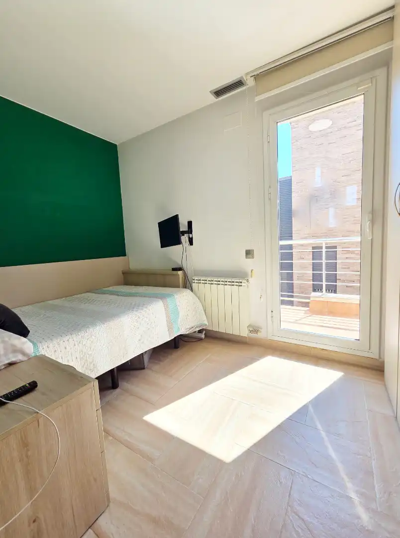 Habitación de Casa o chalet en venta en Cerdanyola del Vallès con Aire acondicionado, Calefacción y Jardín privado