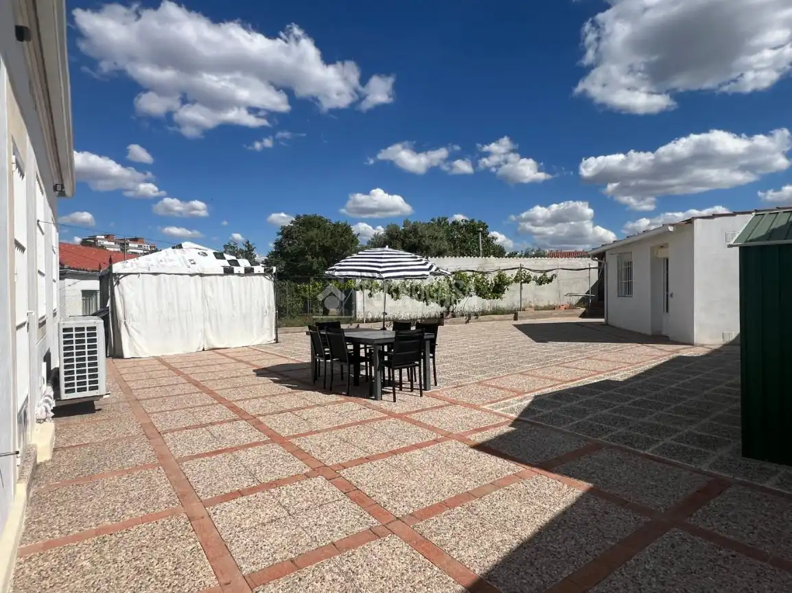 Terraza de Casa o chalet en venta en Madrid con Jardín privado y Alarma