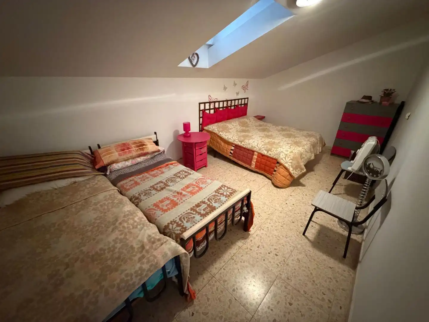 Dormitori de Casa o xalet en venda en Llagostera amb Jardí privat, Terrassa i Traster