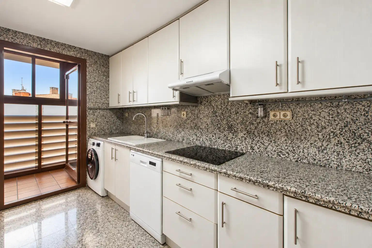 Penthouse mit Terrasse zum Verkauf in Calle de Manuel de Falla, imagen 10