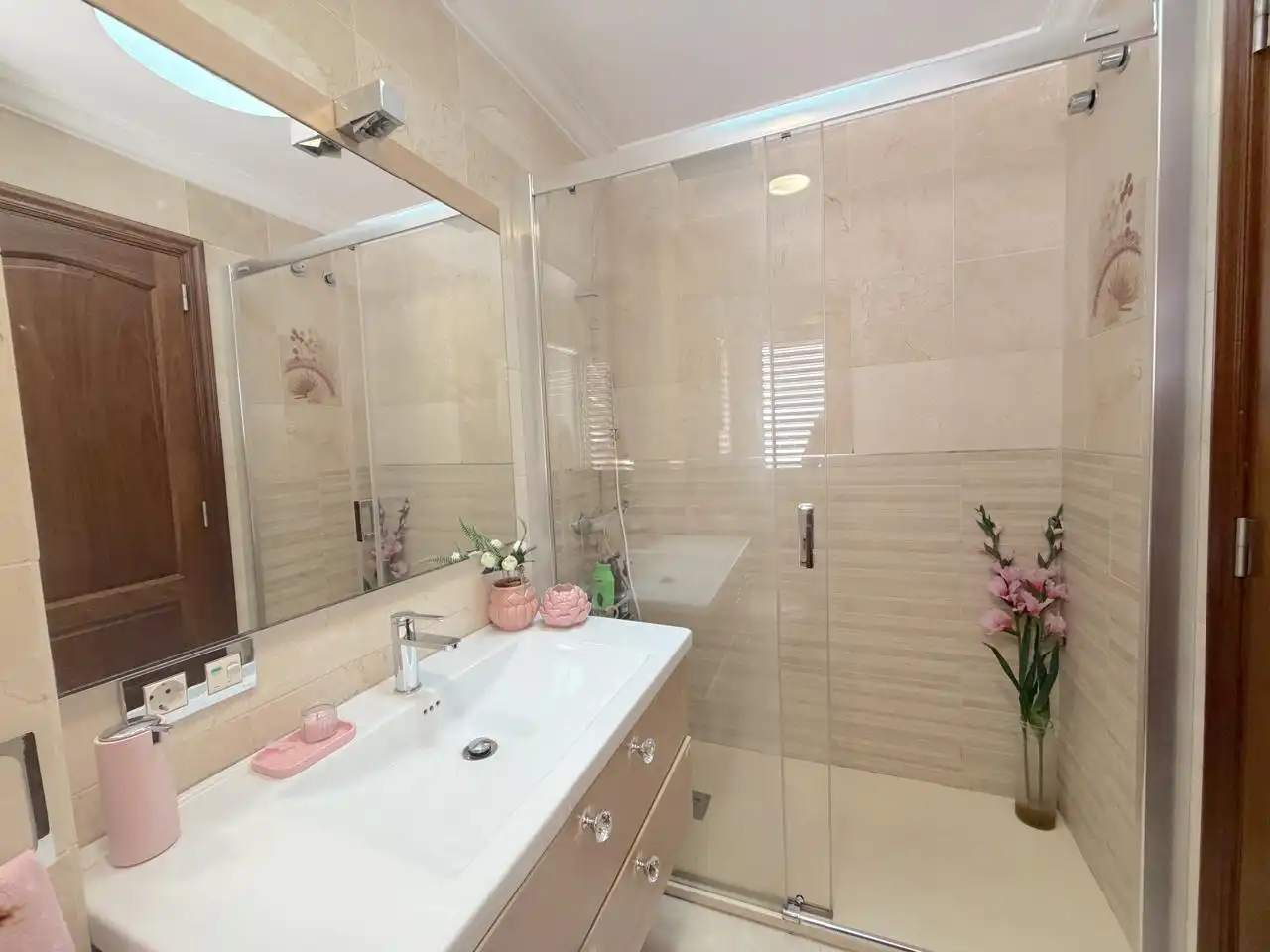 Bathroom of Attic for sale in Santa Cruz de Tenerife  with Terrace, Storage room and Furnished
