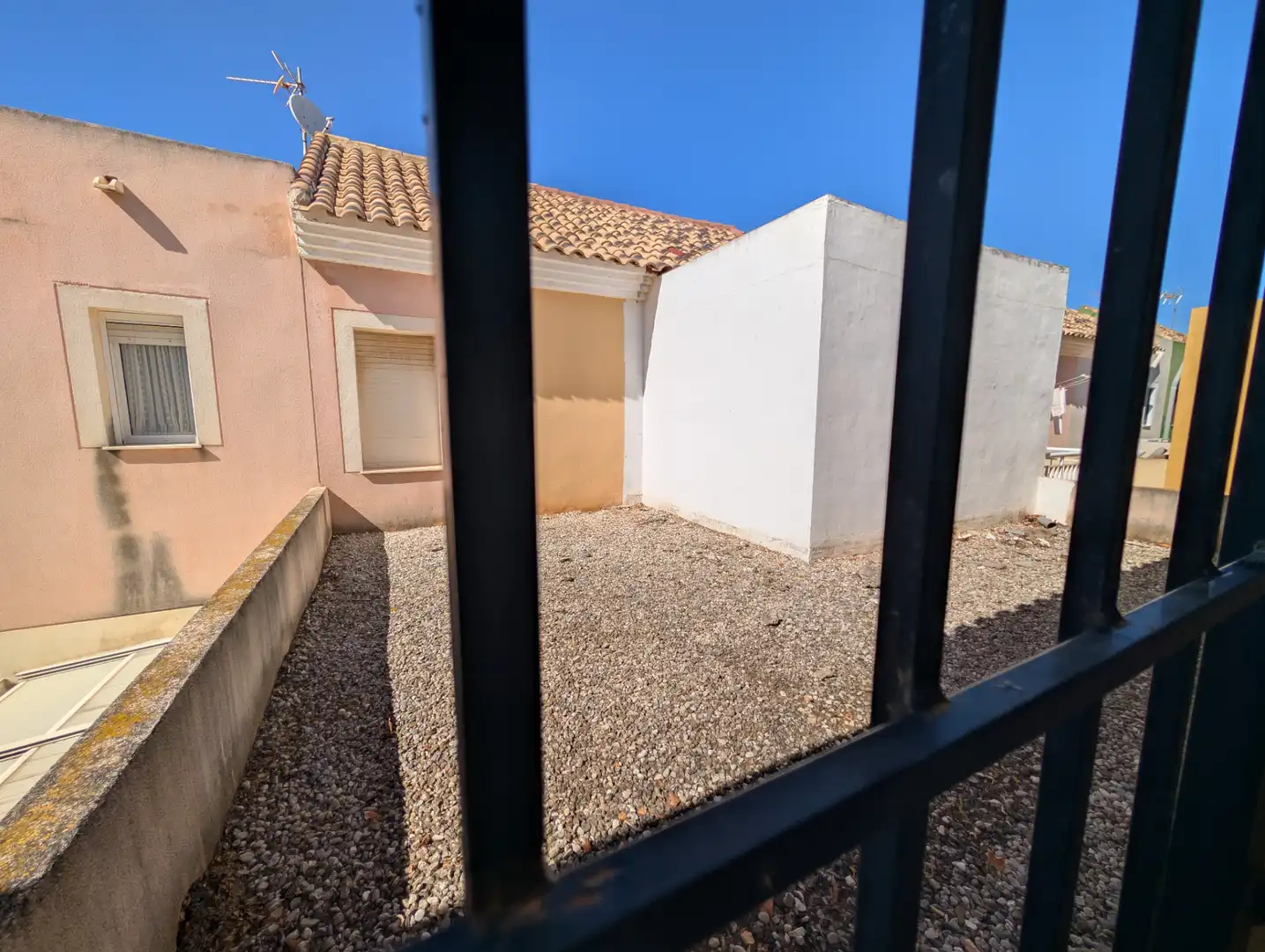 Vista exterior de Casa adosada en venta en Cartagena con Jardín privado, Terraza y Amueblado