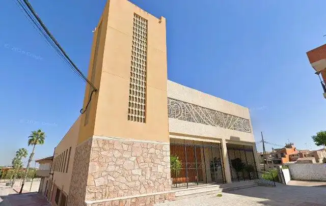 Vista exterior de Piso en venta en Campos del Río