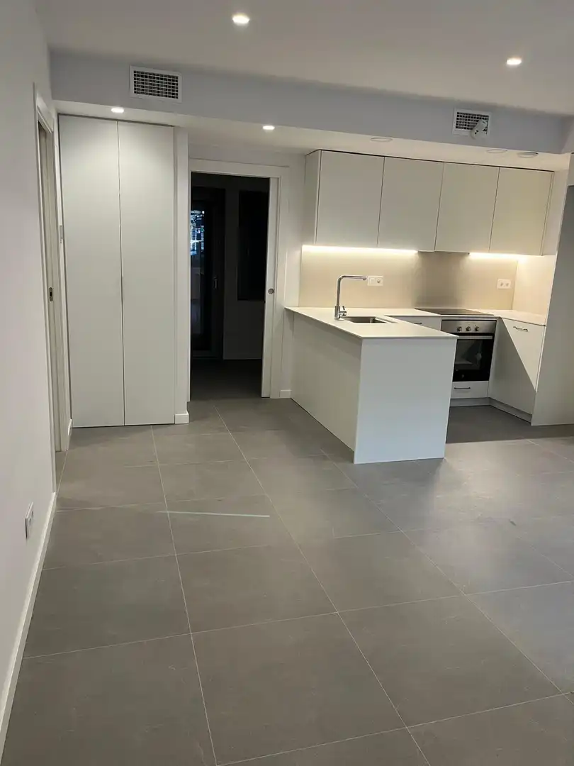 Cocina de Planta baja en venta en Sabadell con Aire acondicionado y Calefacción