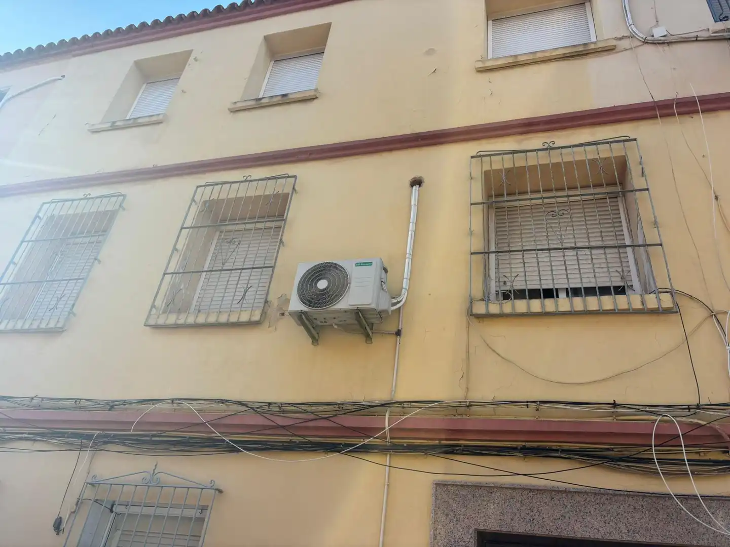 Vista exterior de Piso en venta en  Melilla Capital
