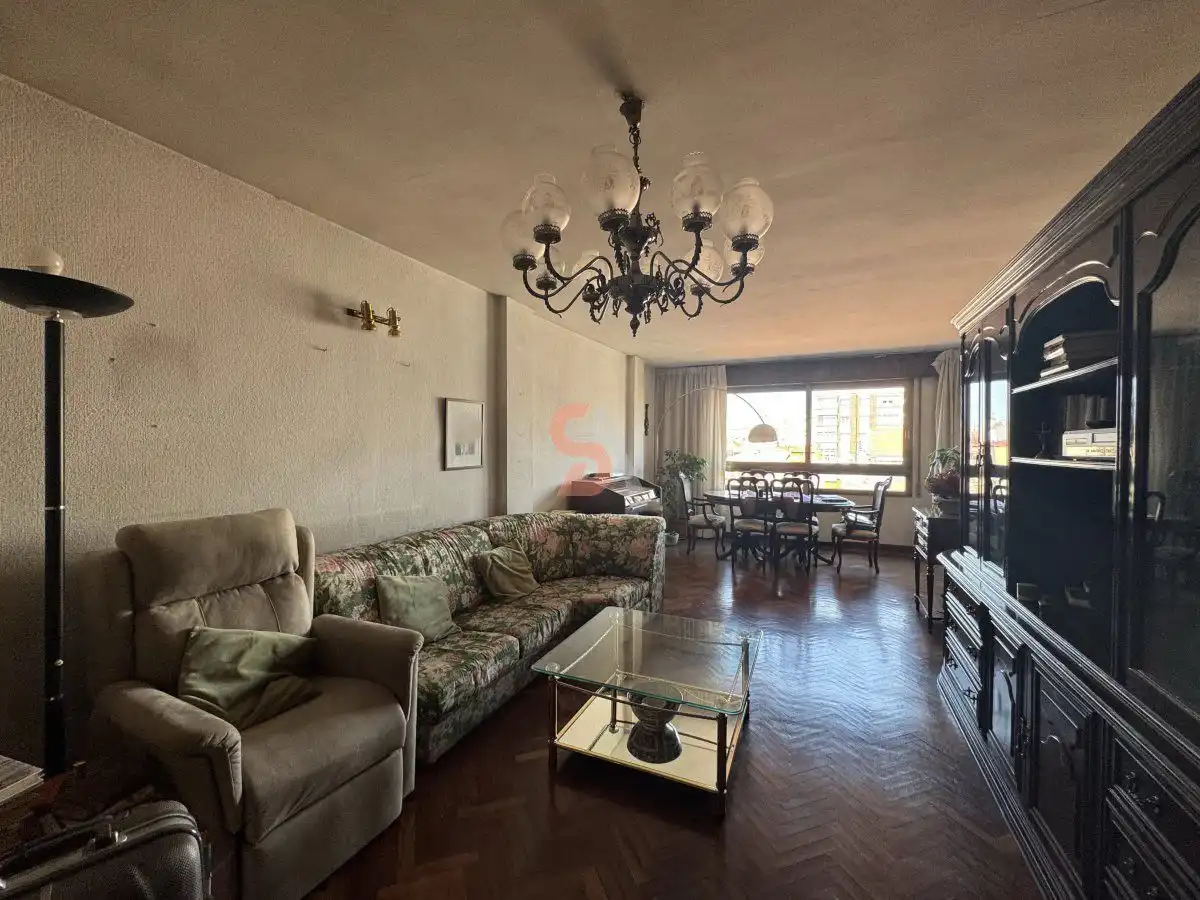 Sala d'estar de Pis en venda en Valladolid amb Aire condicionat, Calefacció i Terrassa