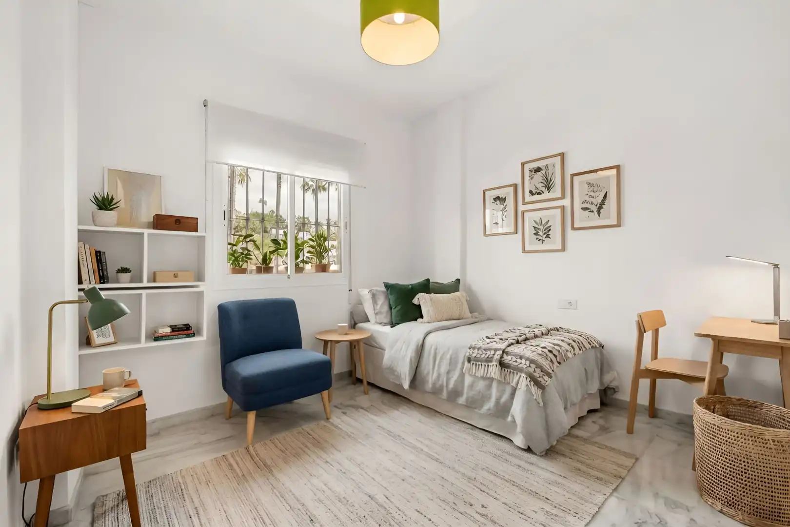 Schlafzimmer von Wohnung zum Verkauf in Marbella mit Klimaanlage, Heizung und Terrasse