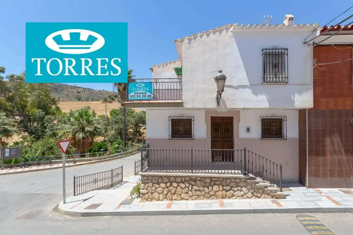 Vista exterior de Casa o chalet en venta en Riogordo con Terraza y Trastero