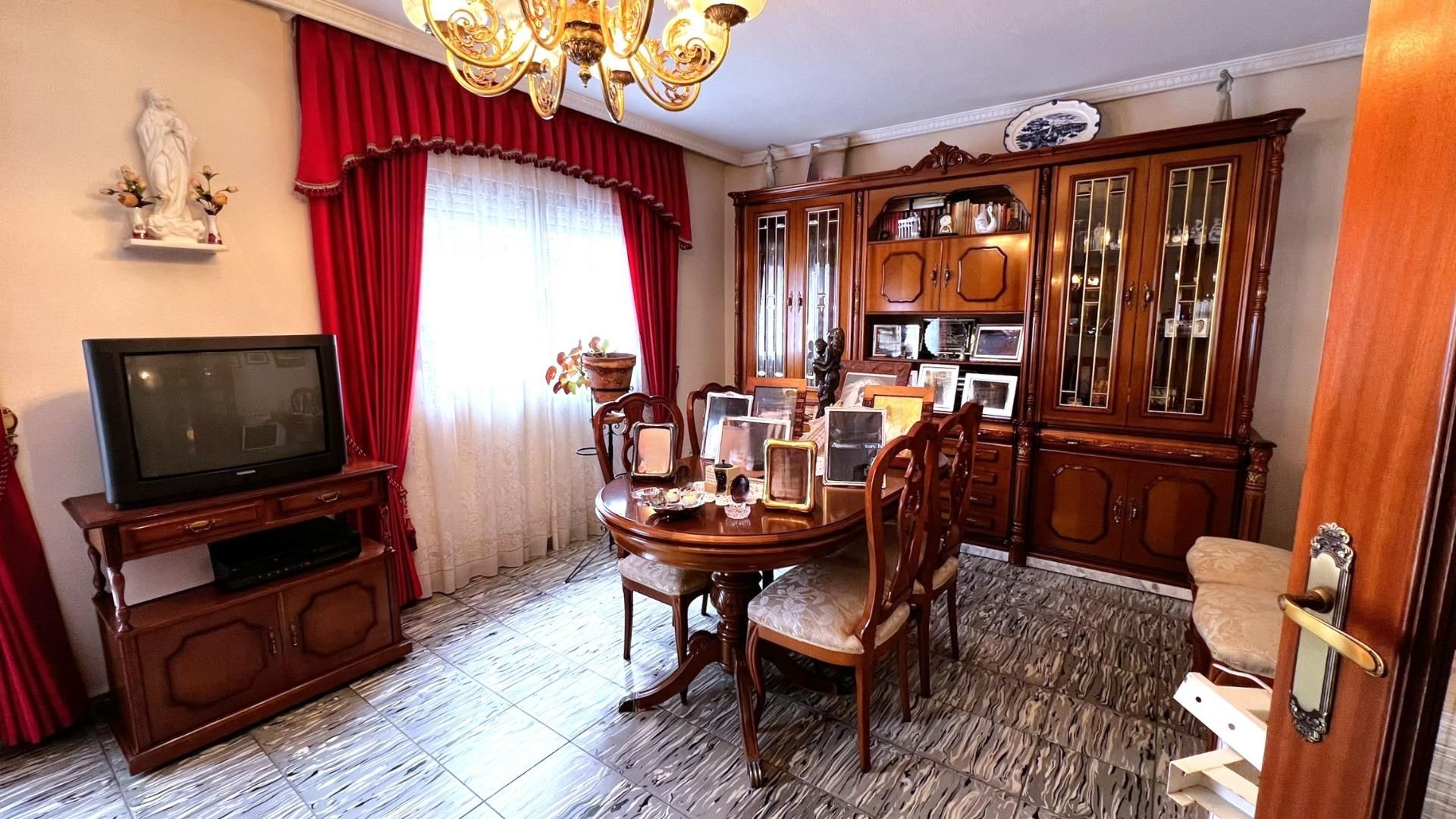 Comedor de Piso en venta en Móstoles con Aire acondicionado, Calefacción y Terraza