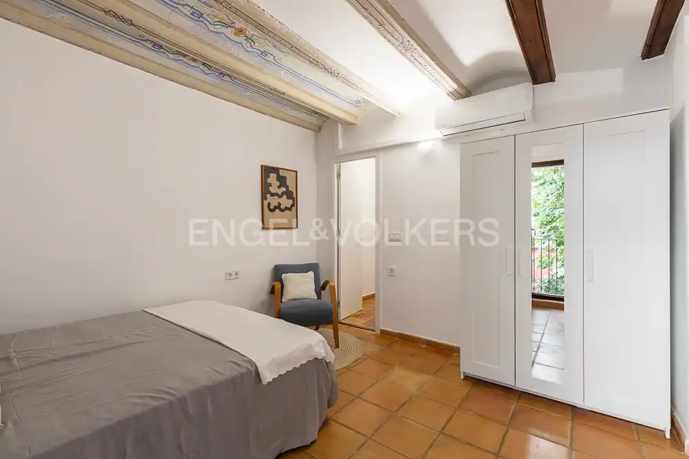 Bedroom of Flat for rent in Valencia  with Air Conditioner, Heating and Furnished