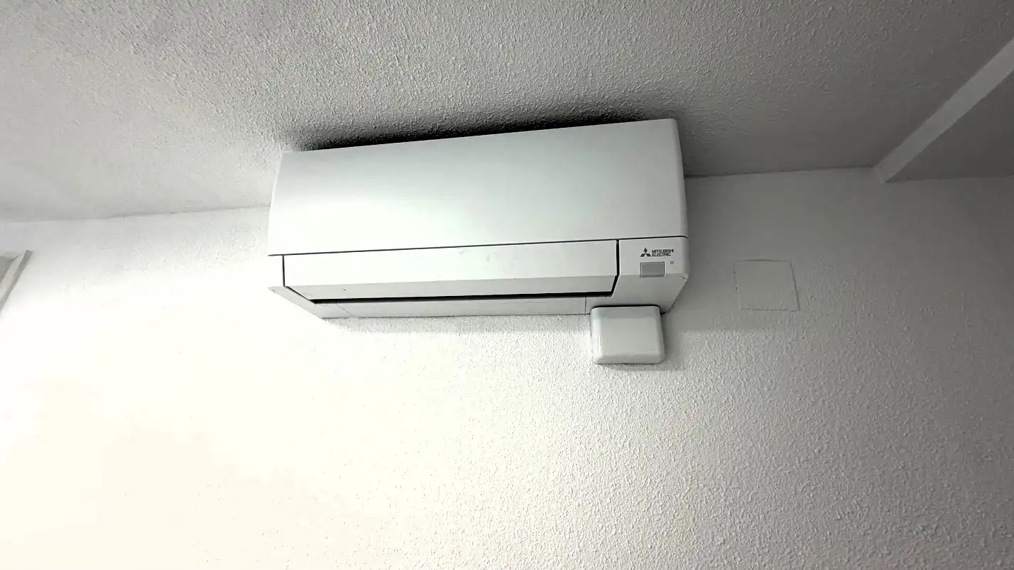 Balcony of Flat for rent in Valencia  with Air Conditioner, Terrace and Furnished