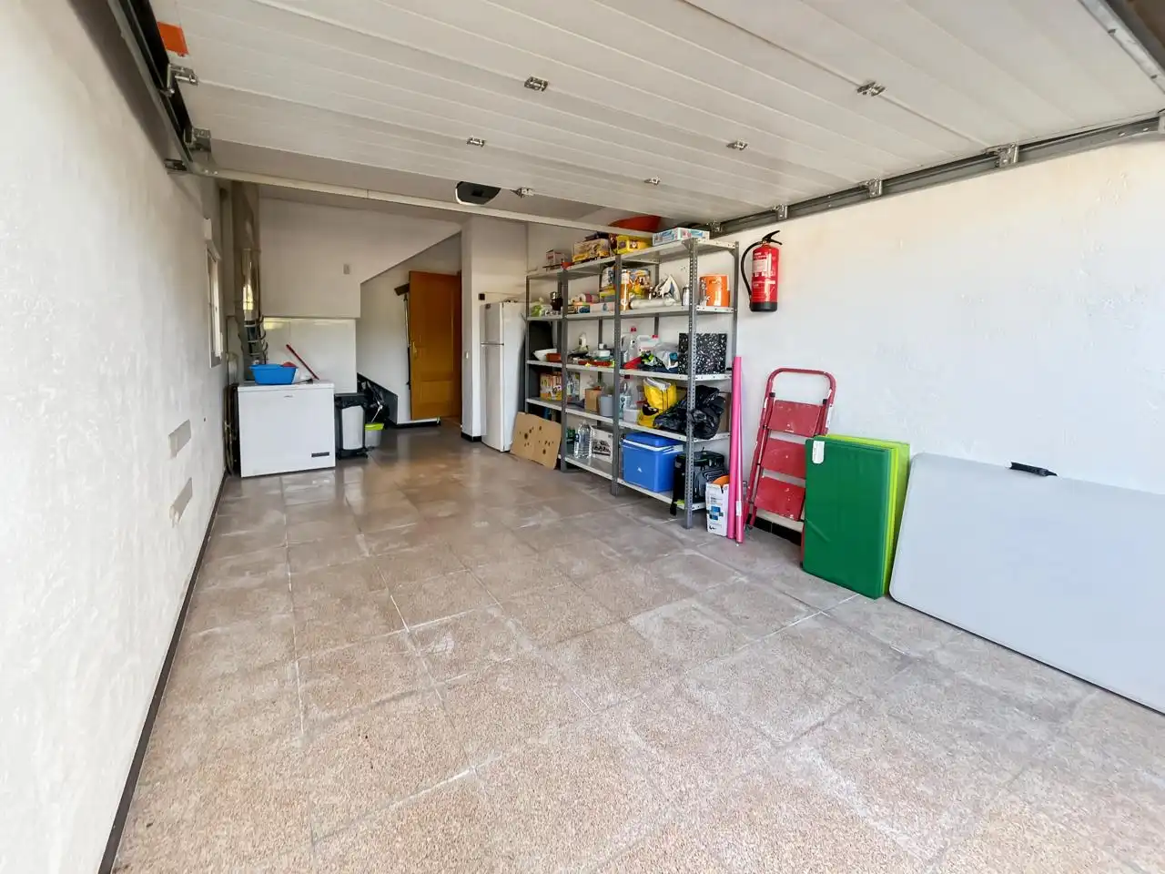 Casa adosada en venda en Valdelaguna amb Calefacció, Jardí privat i Terrassa