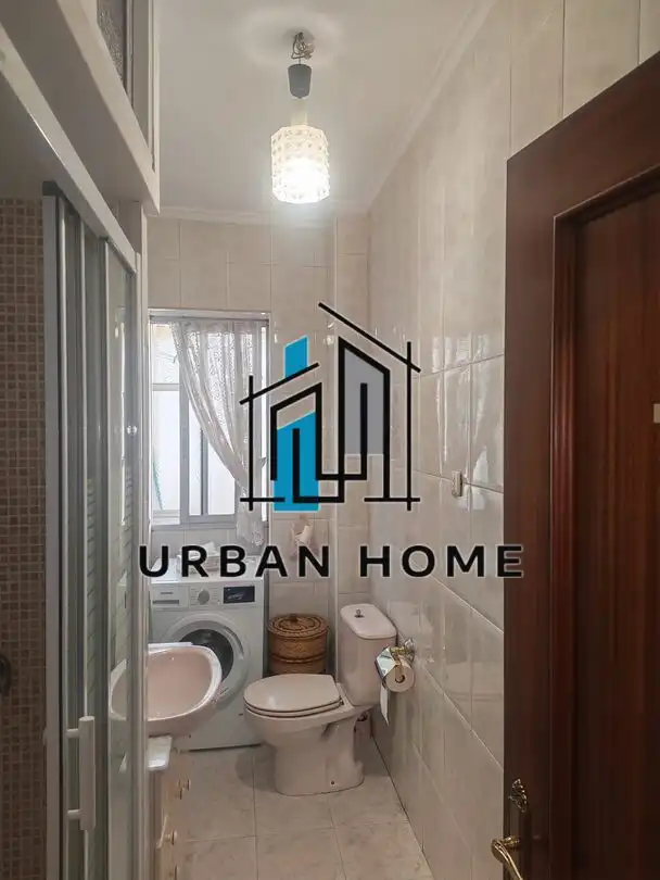 Badezimmer von Wohnung zum Verkauf in León Capital  mit Heizung und Terrasse