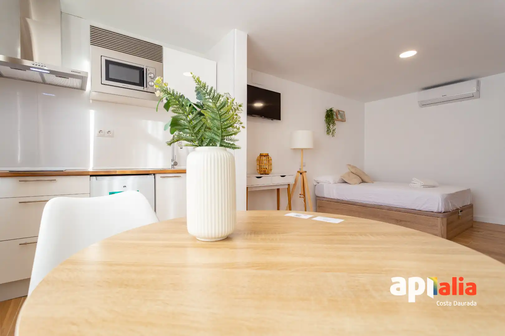 Schlafzimmer von Wohnung zum Verkauf in Vila-seca mit Klimaanlage, Heizung und Gemeinschaftspool