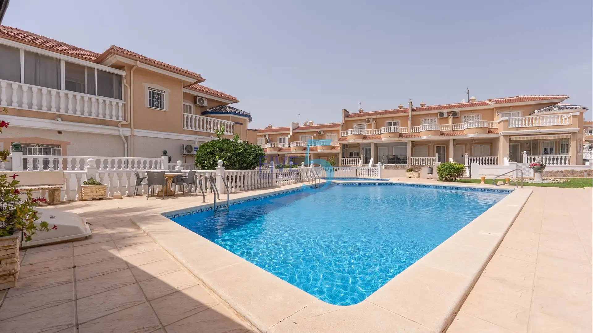 Casa a schiera con piscina in vendita a Ciudad Quesada