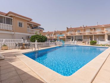 Casa a schiera con piscina in vendita a Ciudad Quesada