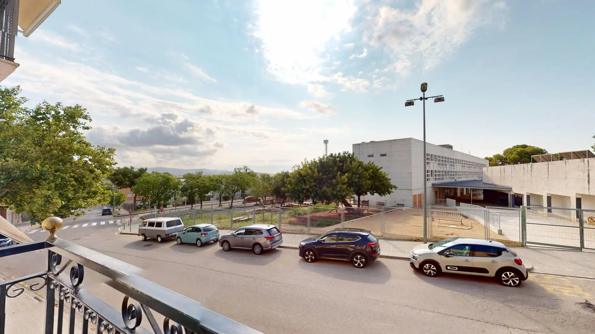 Parking de Casa adosada en venta en Vilanova i la Geltrú con Calefacción y Terraza