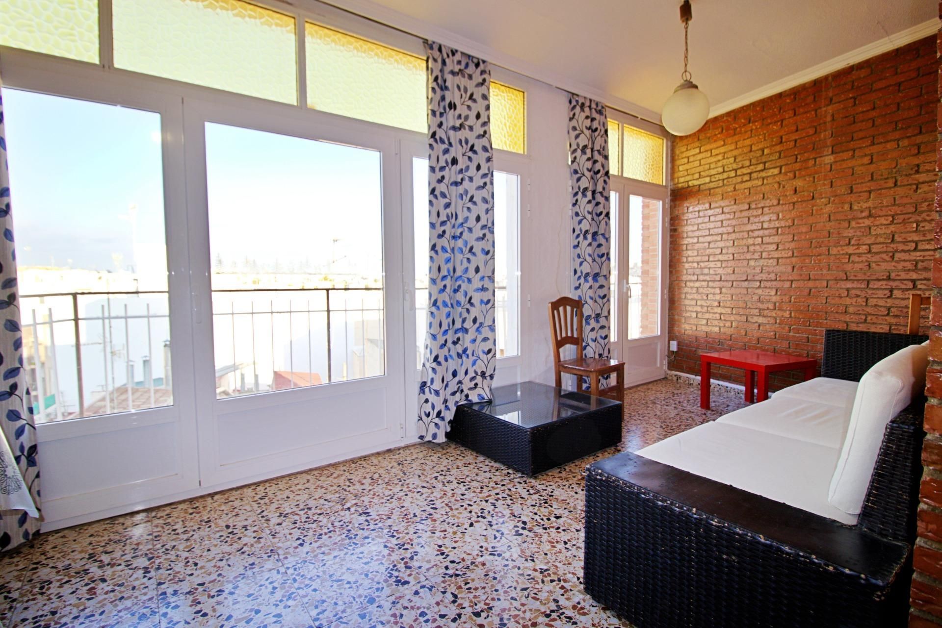 Habitación de Ático en venta en Elche / Elx con Terraza y Balcón