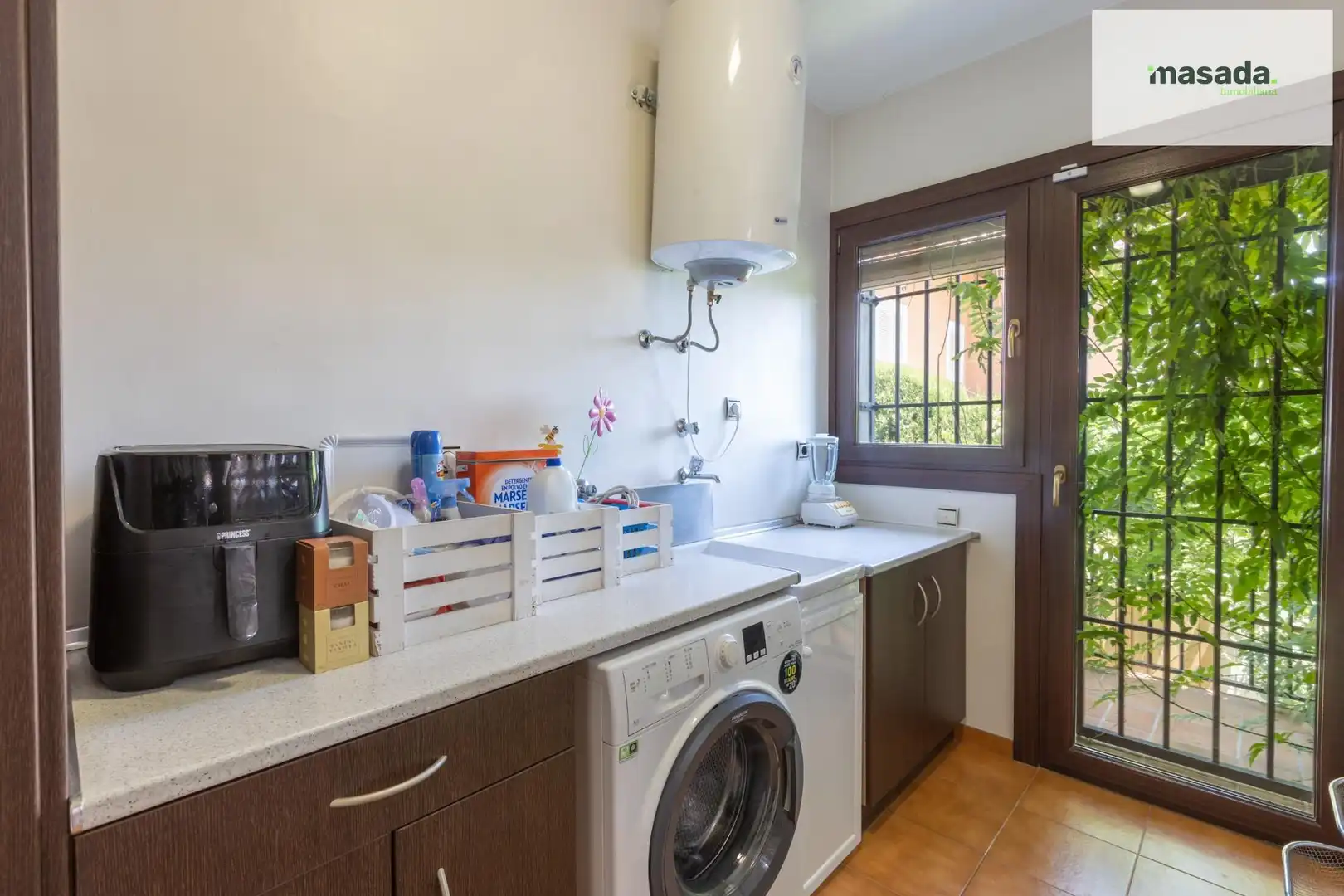 Cocina de Casa o chalet en venta en Vegas del Genil con Jardín privado, Piscina y Alarma