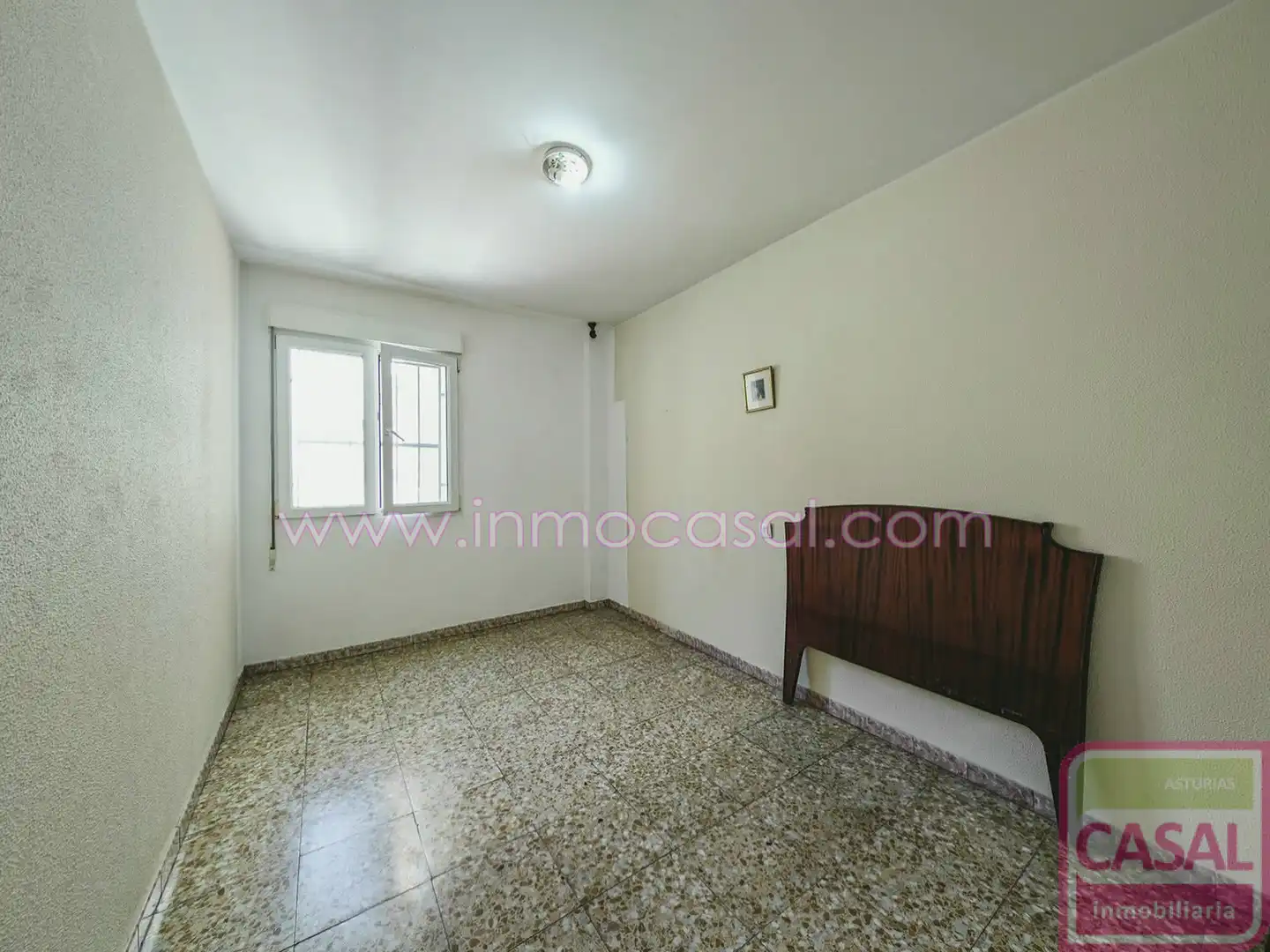 Habitación de Piso en venta en Gijón  con Calefacción