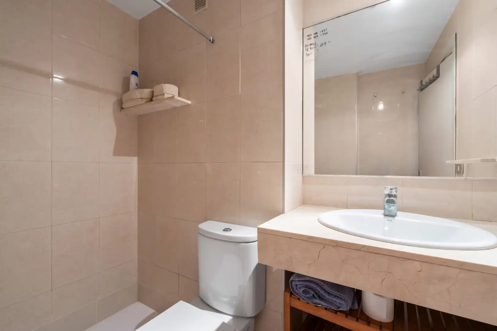 Bathroom of Flat for sale in Alicante / Alacant  with Air Conditioner, Heating and Terrace