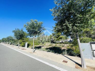 Terreno industrial en venta en Miami Platja