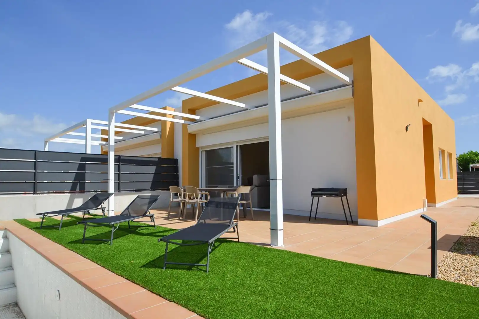 Villa con piscina in vendita a ALIGA PESCATERA DE L'