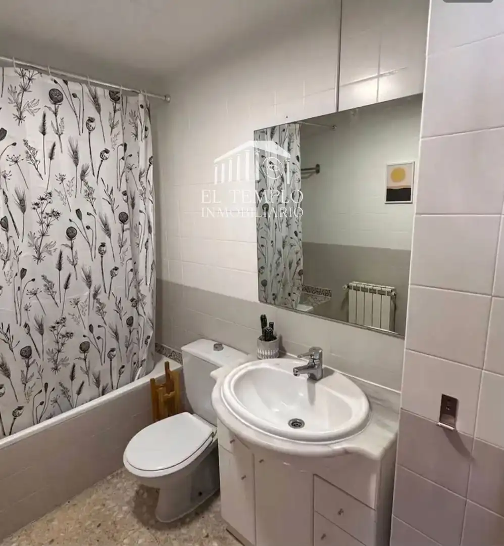 Badezimmer von Wohnung zum Verkauf in Onil mit Heizung