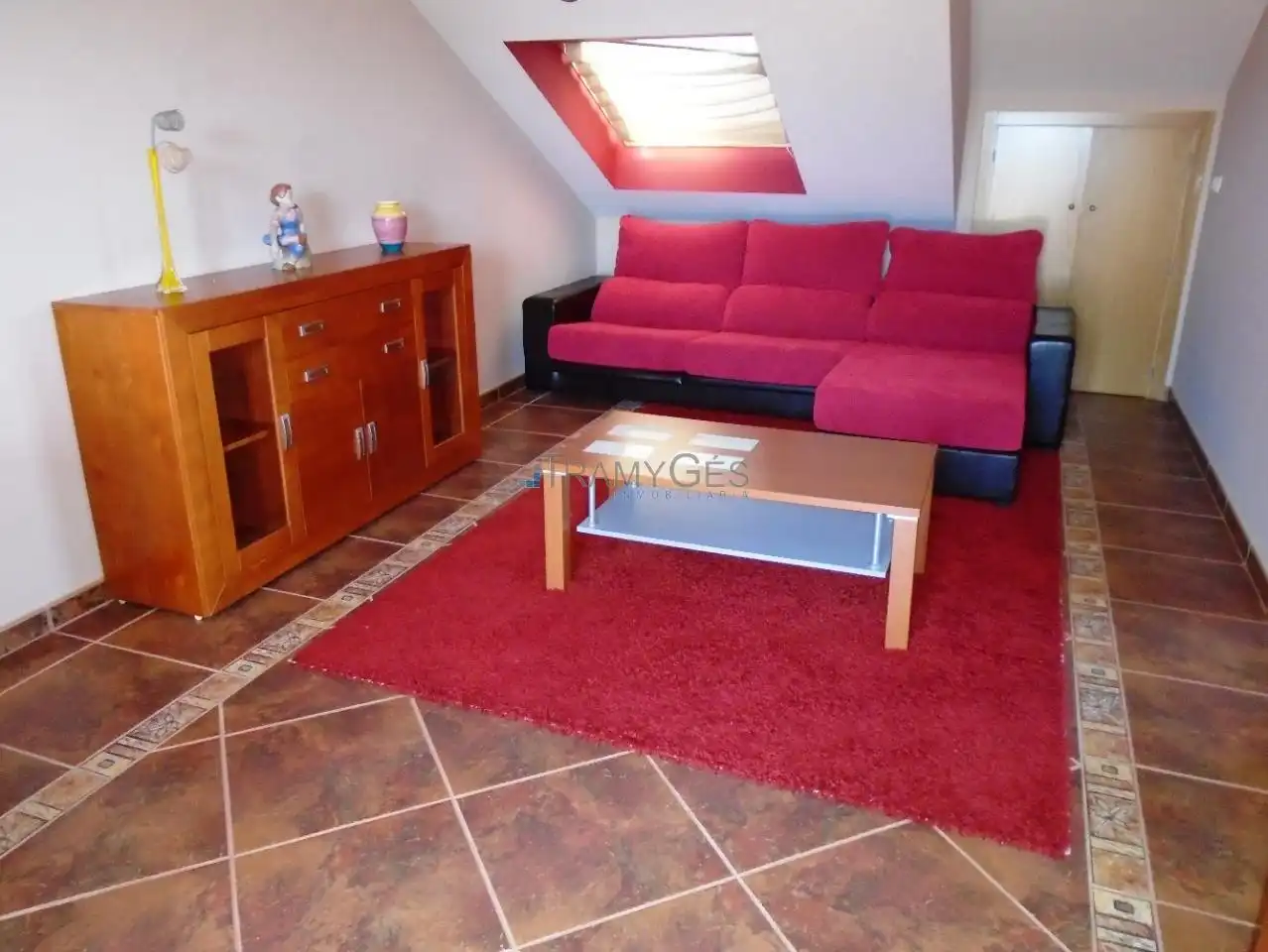Sala d'estar de Casa o xalet en venda en A Guarda   amb Calefacció, Jardí privat i Parquet