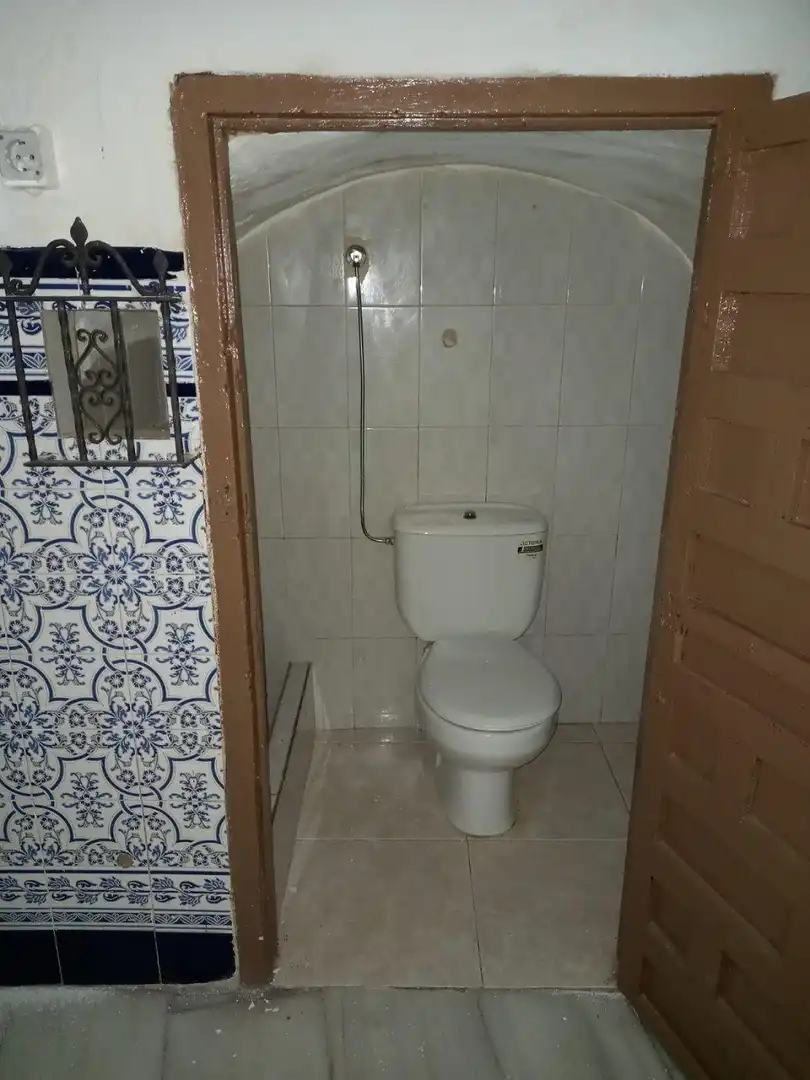 Bany de Casa o xalet en venda en Córdoba amb Balcó