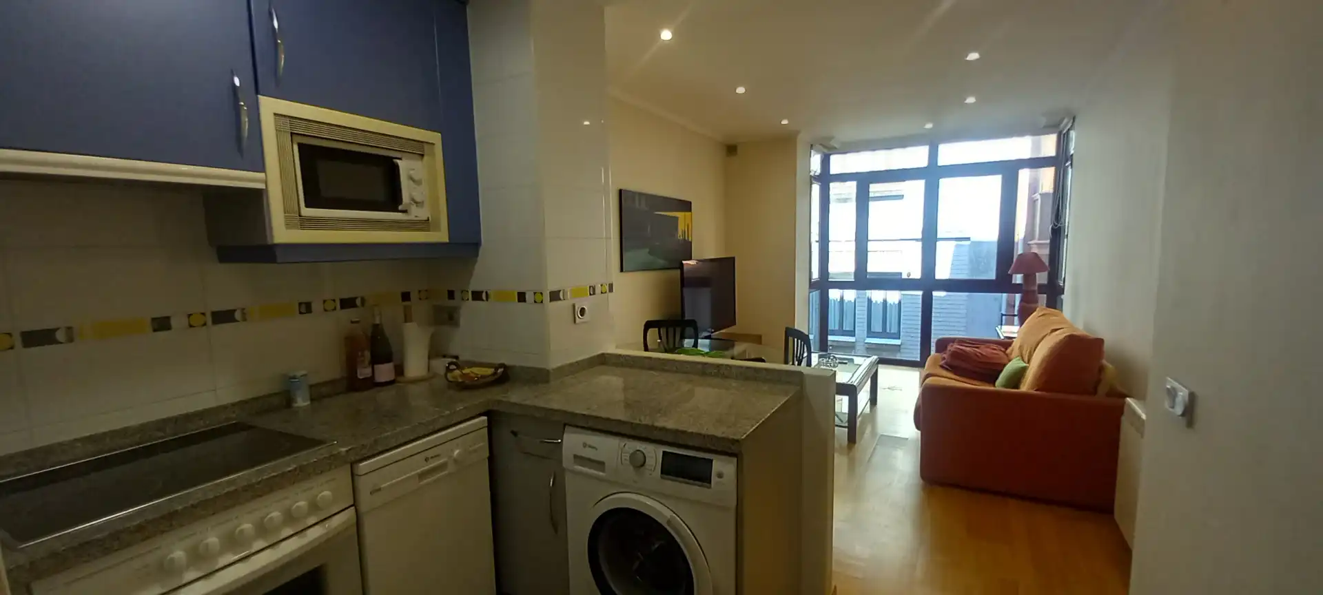 Cocina de Apartamento en venta en Gijón  con Calefacción, Amueblado y Horno