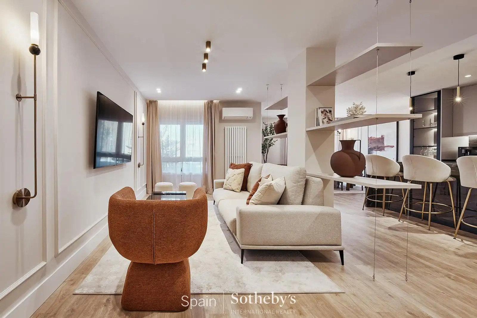 Apartament amb ascensor en venda a Calle de Castelló, imagen 2