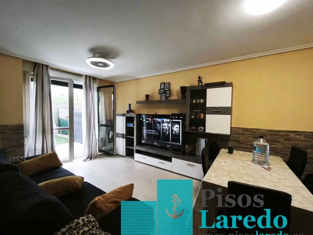 Living room of Flat for sale in Meruelo  with Heating, Private garden and Parquet flooring