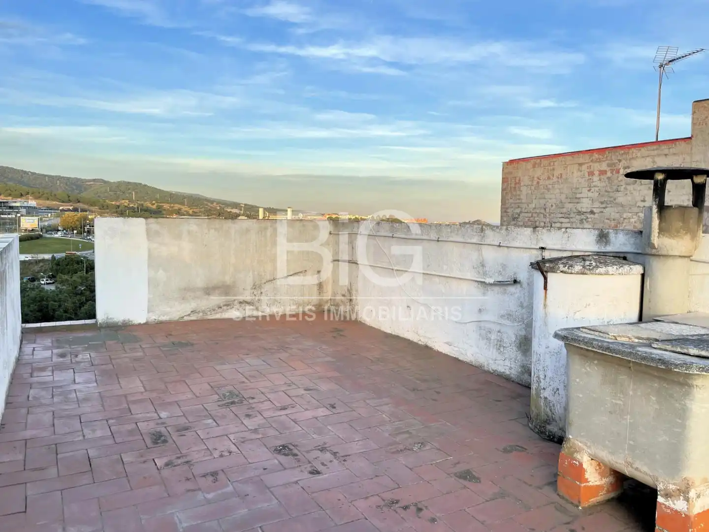 Vista exterior de Ático en venta en Mataró con Terraza, Trastero y Balcón