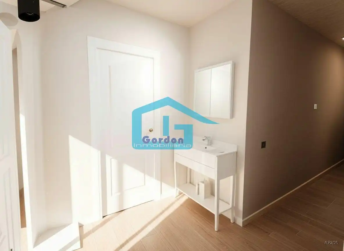 Baño de Piso en venta en Cambados con Calefacción y Terraza