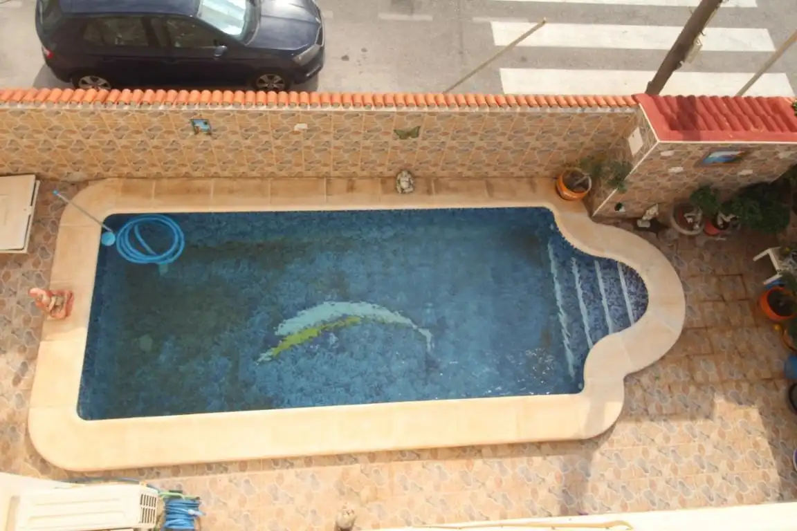 Maisonette mit Pool zum Verkauf in Calle Waksman