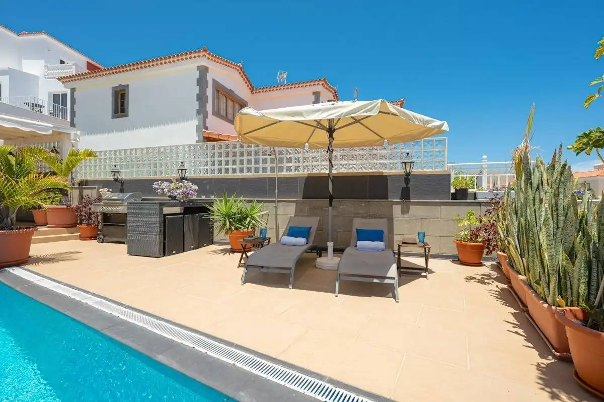 Terrassa de Casa adosada en venda en Mogán amb Jardí privat, Terrassa i Piscina