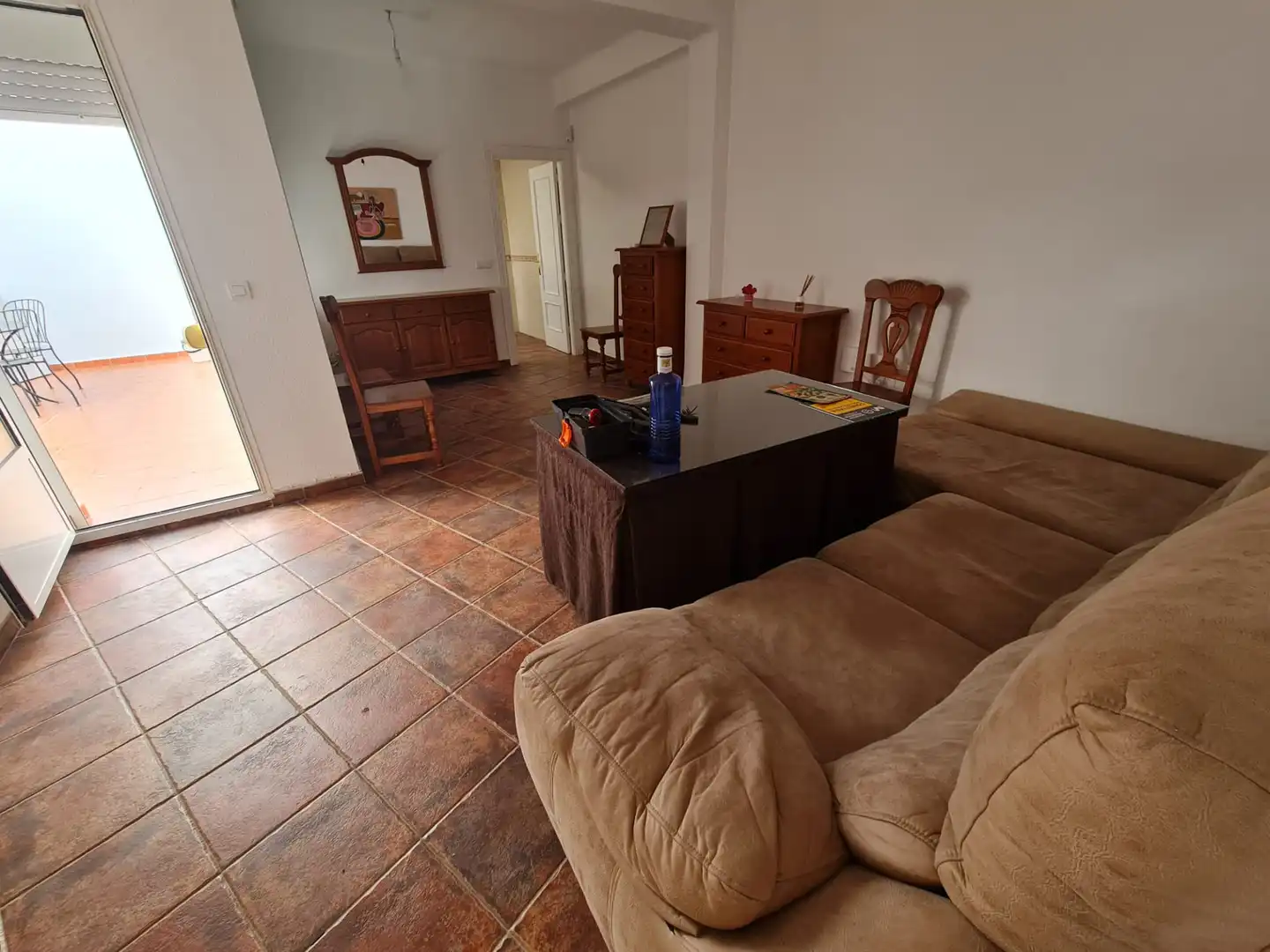 Sala d'estar de Apartament en venda en Torremolinos amb Aire condicionat, Terrassa i Moblat