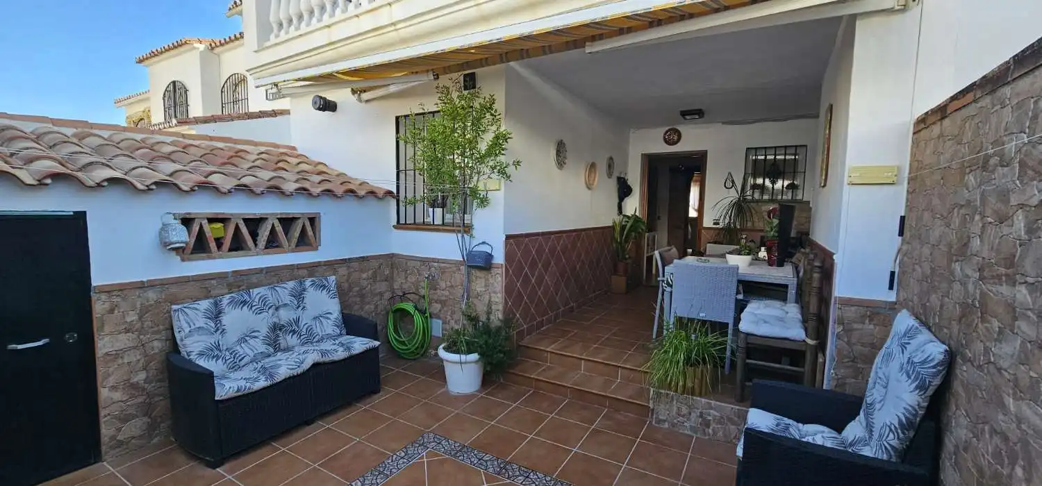 Terrassa de Casa o xalet en venda en Alhaurín de la Torre amb Aire condicionat, Calefacció i Terrassa