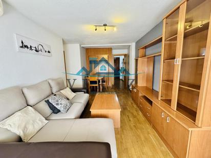 Living room of Flat for sale in Talavera de la Reina  with Air Conditioner, Heating and Parquet flooring
