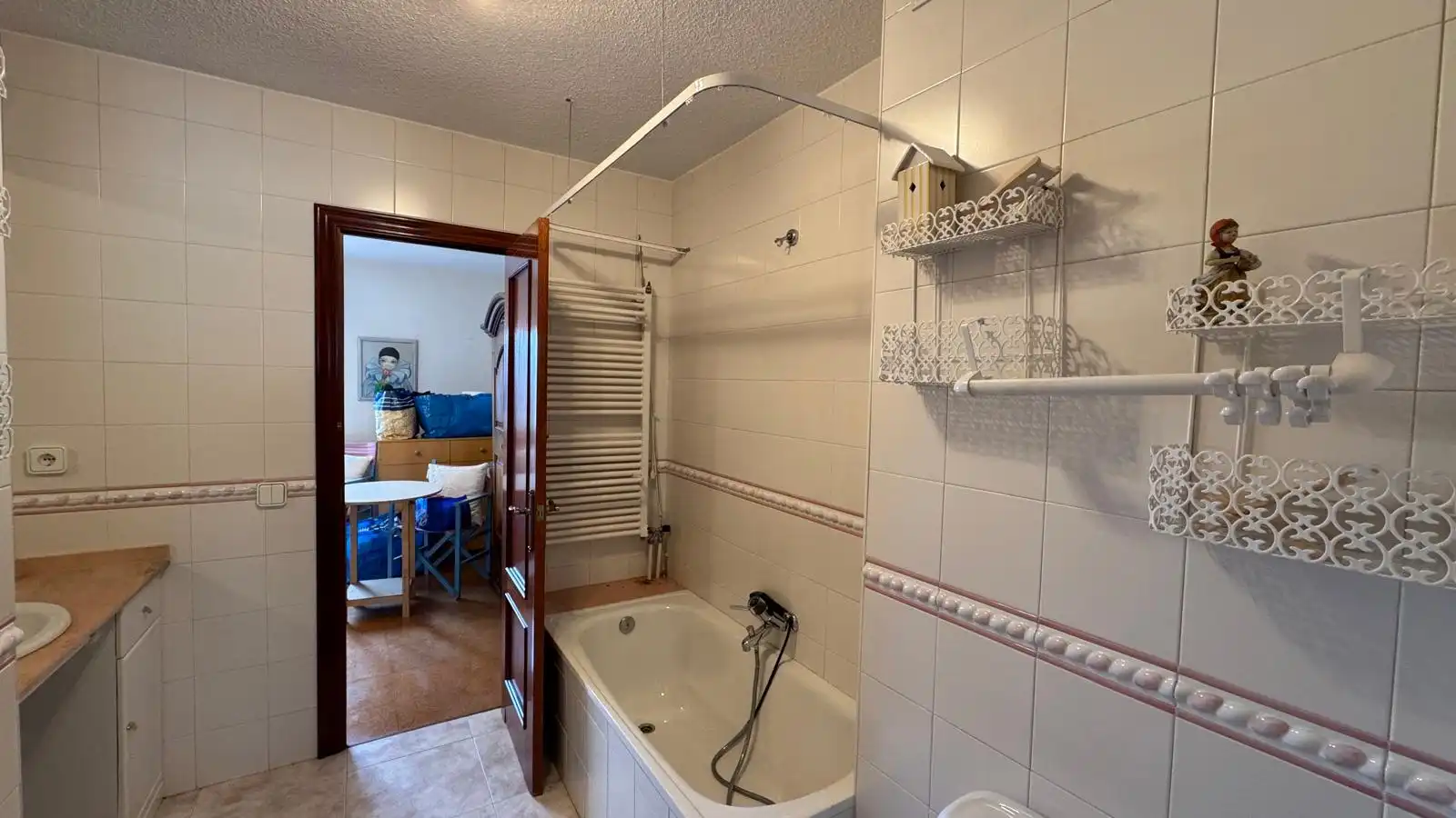 Baño de Casa adosada en venta en Hermandad de Campoo de Suso con Calefacción, Parquet y Terraza