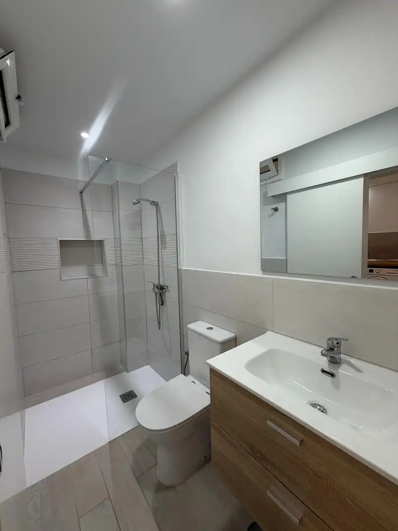 Bathroom of Flat for rent in Ingenio  with Furnished