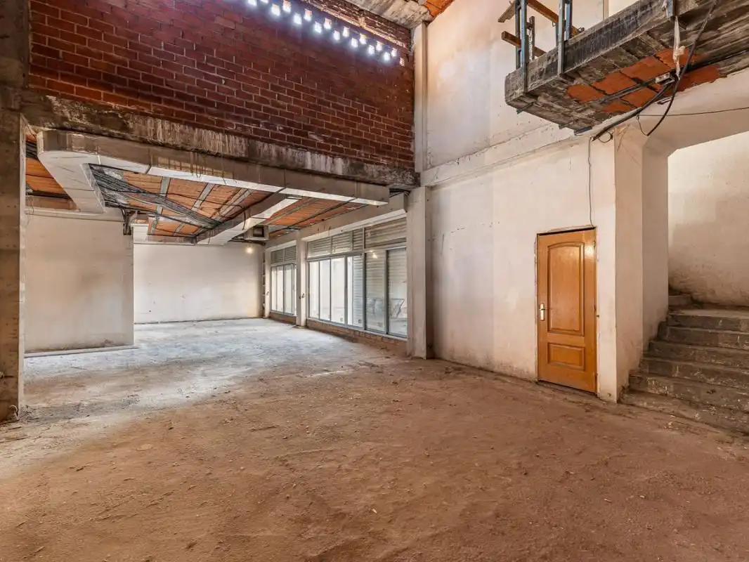 Commercial properties for sale in Coslada  with Heating and Terrace
